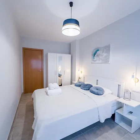 Lloret & Parking Apartment