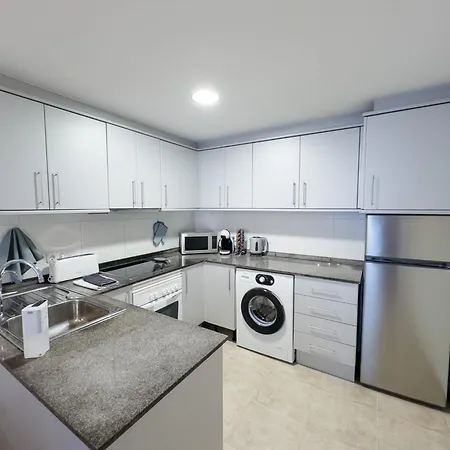 Lloret & Parking Apartment Lloret de Mar