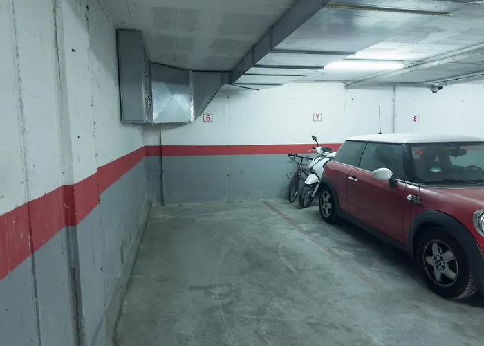 Lloret & Parking Lägenhet *