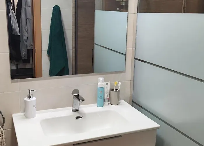 Lloret & Parking Апартаменты *