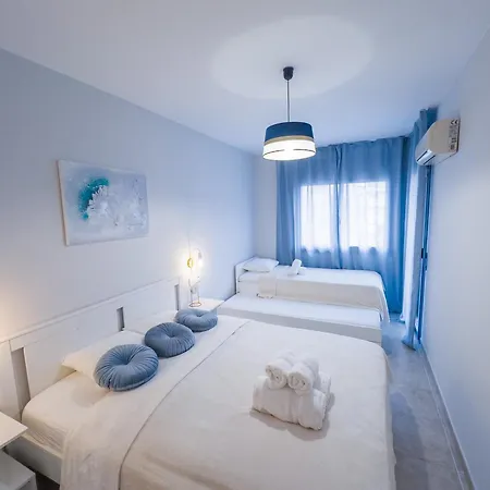 Lloret & Parking Apartment