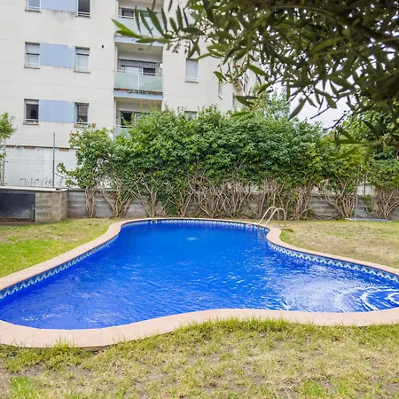 Lloret & Parking Apartment